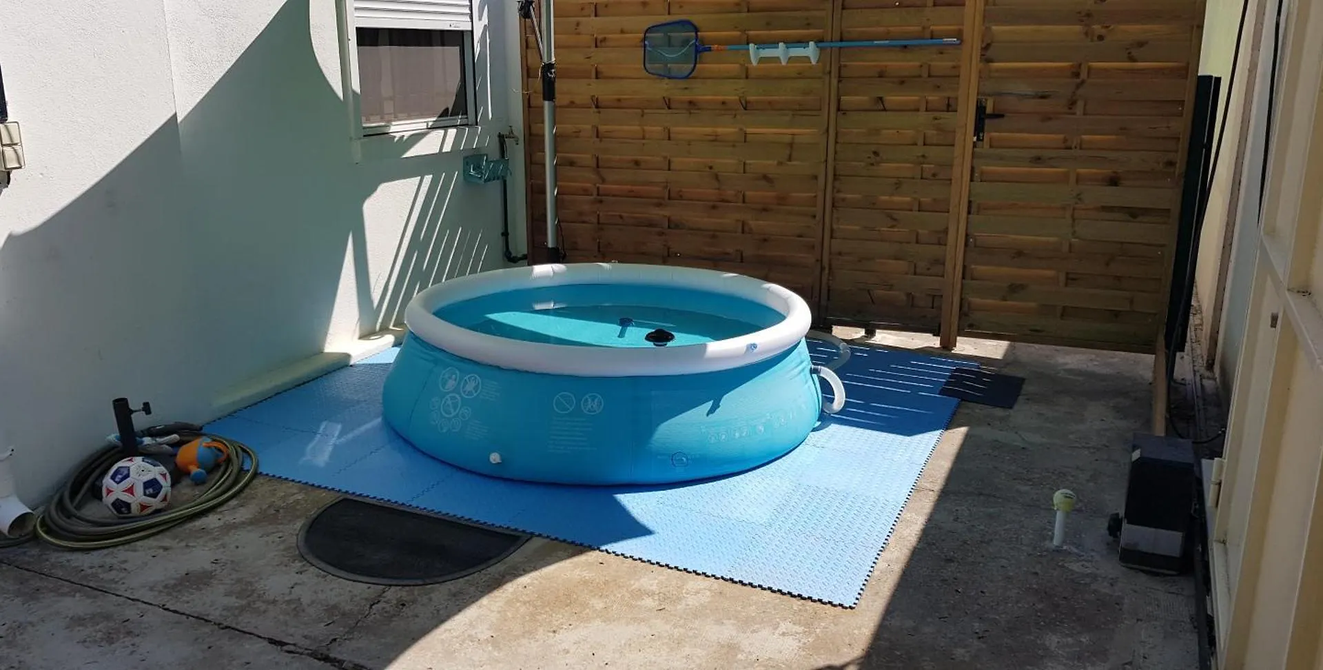 Ferienwohnung Superbe T2 Avec Jardin, Piscine-Enfant Et Parking Arles
