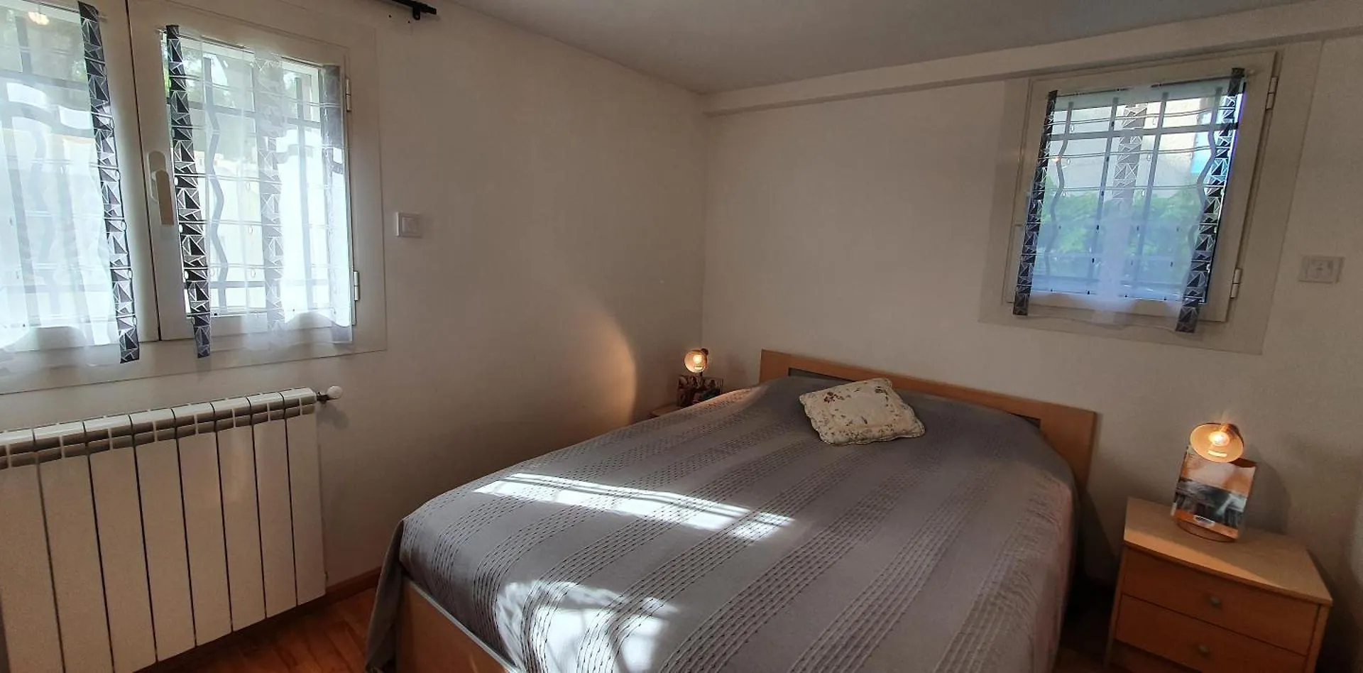 Ferienwohnung Superbe T2 Avec Jardin, Piscine-Enfant Et Parking Arles 0*,  Frankreich