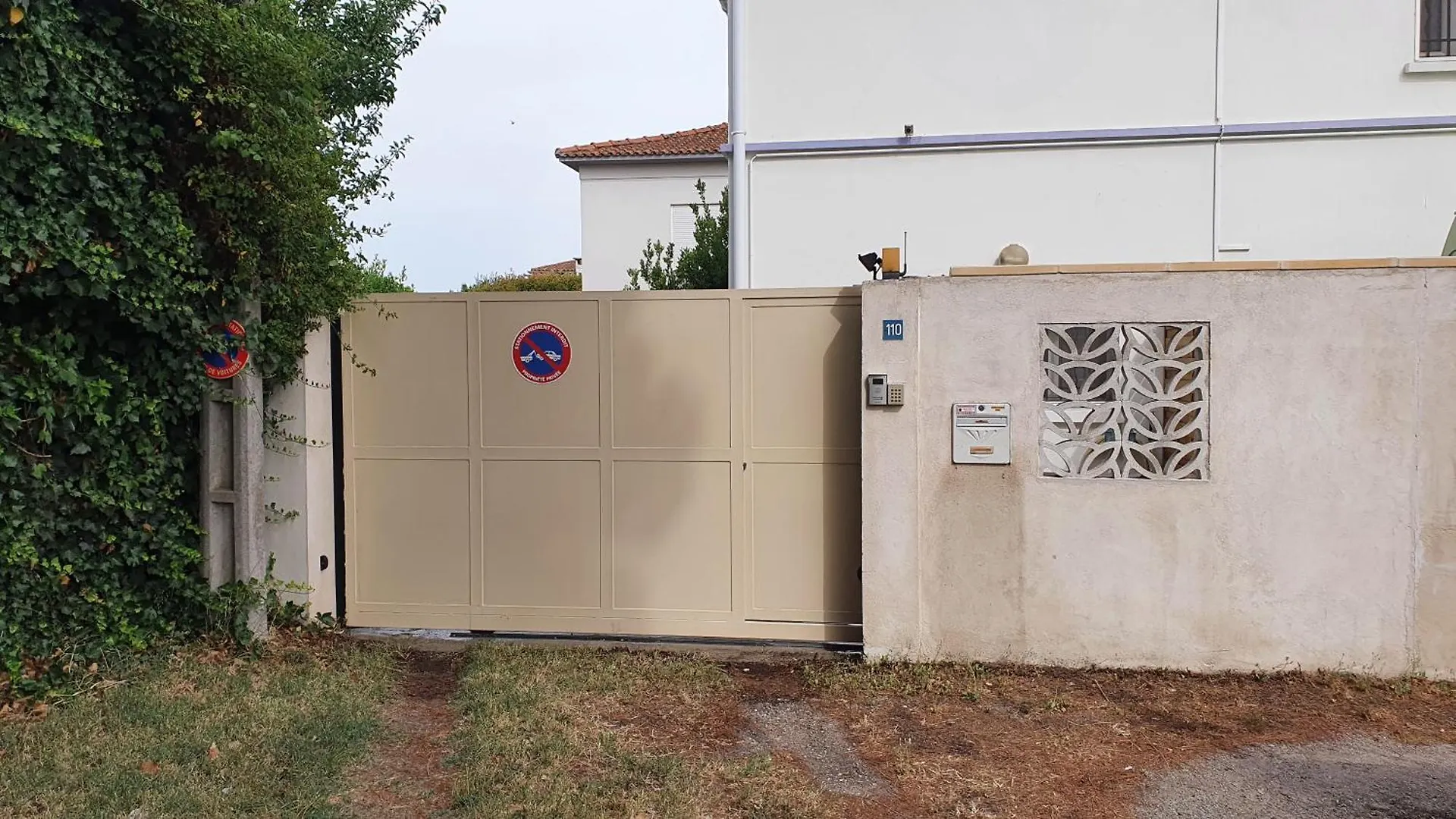 Superbe T2 Avec Jardin, Piscine-Enfant Et Parking Apartment Arles